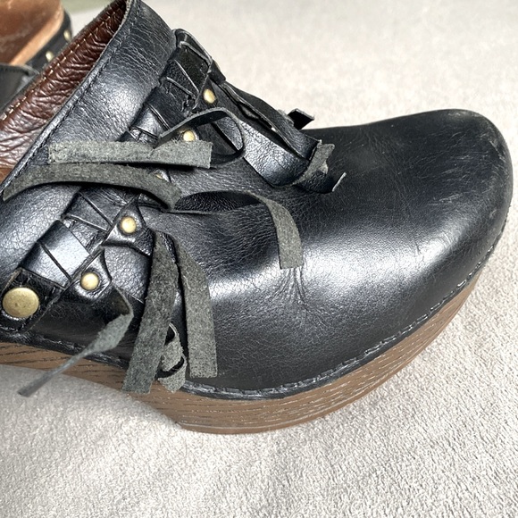 Dansko "Deni" Black Leather Fringe Stunned Block Heel Clogs/Mules Size 7.5 - 8 ! - Picture 12 of 13